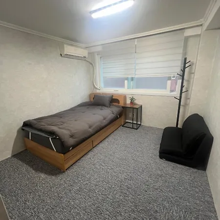 Apartment In Gangnam Seoul Exterior photo